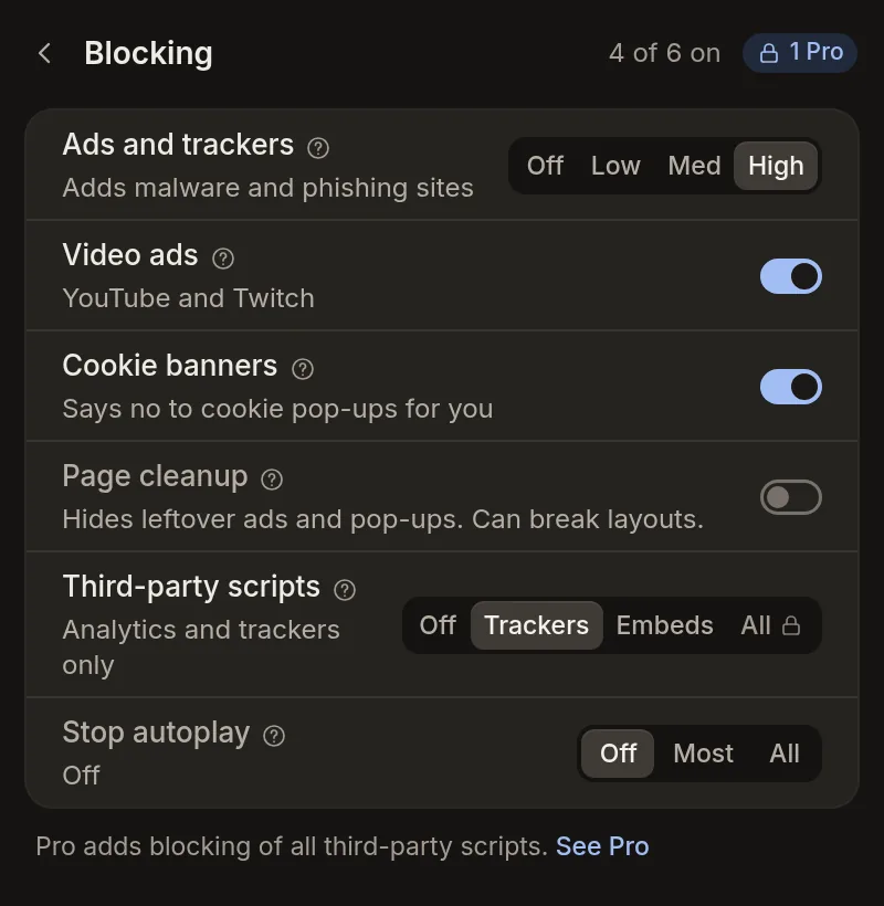 Bereich „Blockieren“ im SuperchargePerformance-Popup mit Einstellungen für Werbung, Tracker, Videoanzeigen und Drittanbieter-Skripte.